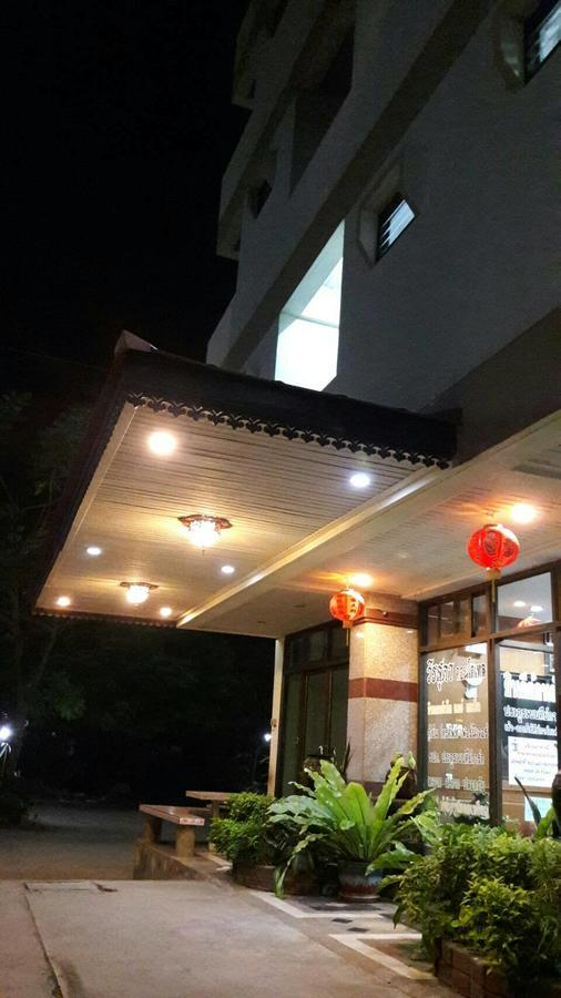 Veerasuda Condotel Ratchaburi Bagian luar foto