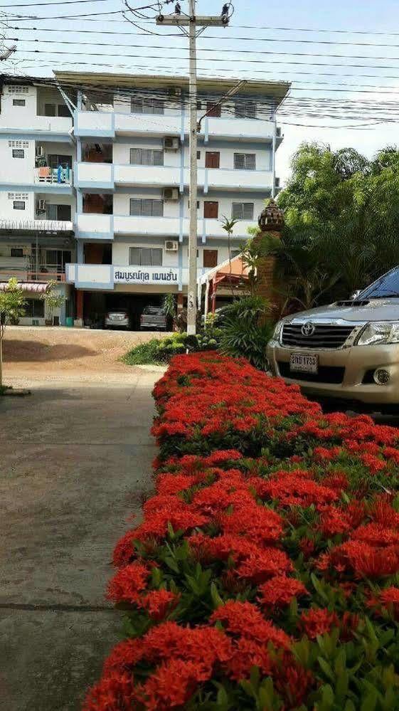Veerasuda Condotel Ratchaburi Bagian luar foto